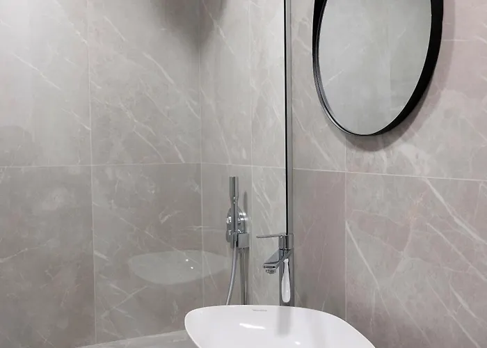 Modern Luxury In Old Town * Κλαϊπέντα